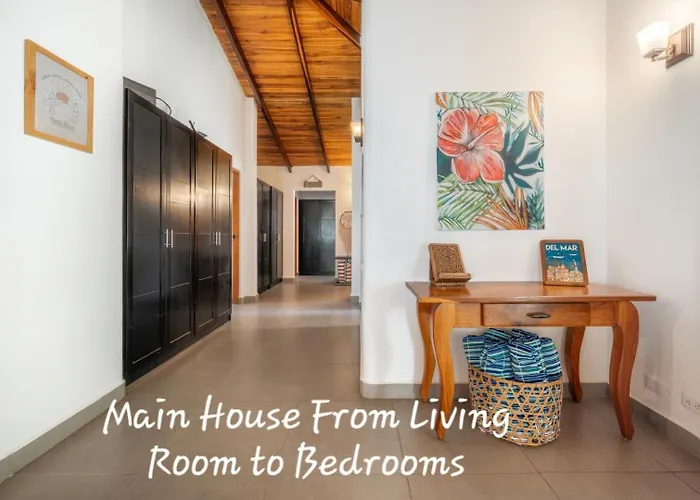 Main 2 Casitas, 5 Br, Pool, Canaba W Grill * Tamarindo