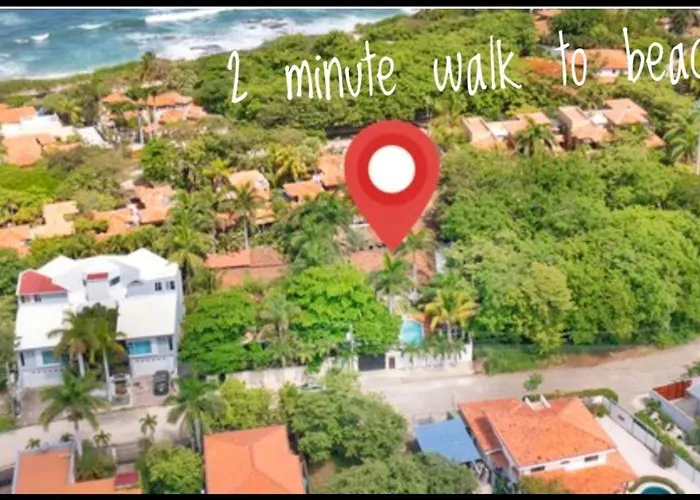 Сasa de vacaciones Main 2 Casitas, 5 Br, Pool, Canaba W Grill Tamarindo